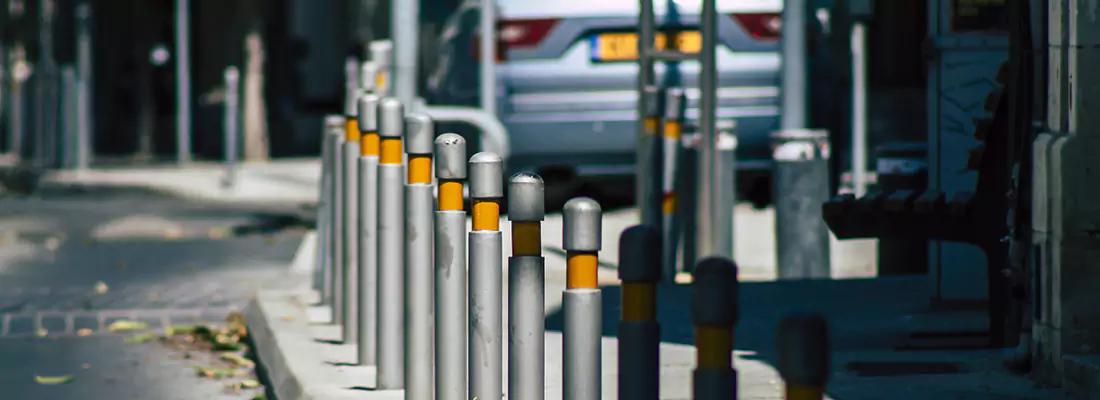 Safe and Convenient Retractable Barrier Column Systems for Properties in Crestview, FL